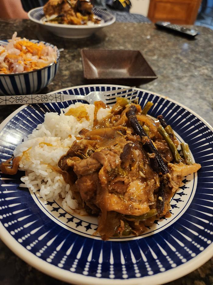 chicken yassa and rice