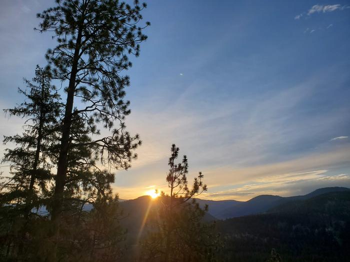 the sun is starting to come up!