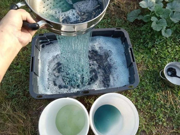 Aerate with colander raising pH will speed up indigo formation 