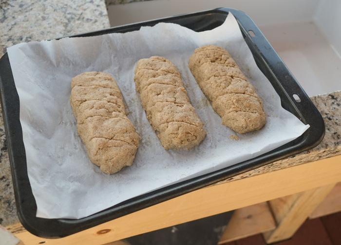 Garbanzo bread small loaves