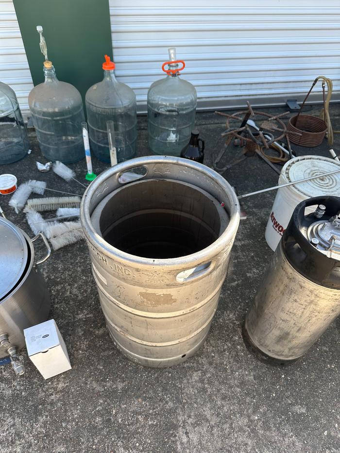 Cut out top of keg