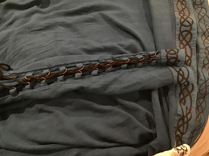 The arm lacing