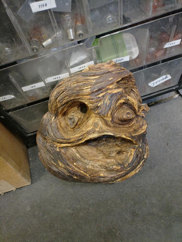 [Thumbnail for looks-like-jaba.jpg]