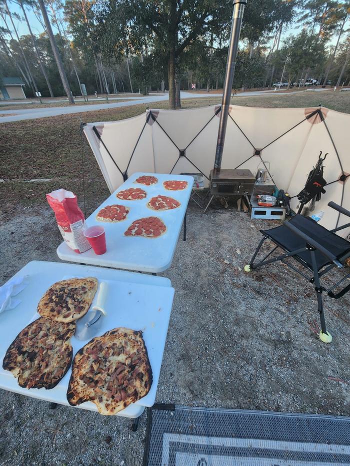 [Thumbnail for Pizza.jpg]