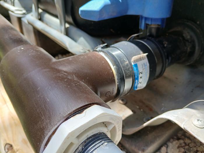 Rubber Coupling IBC tote connection 