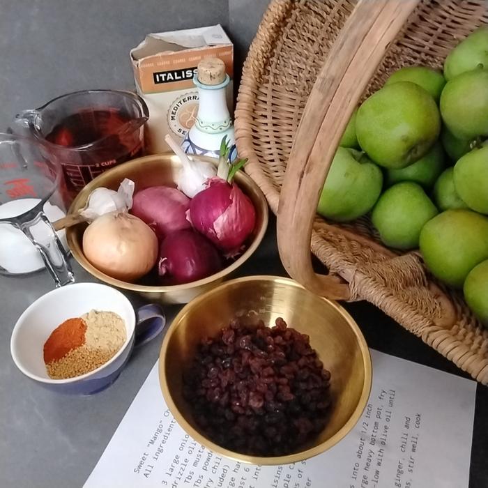 Sweet mango chutney sans mango