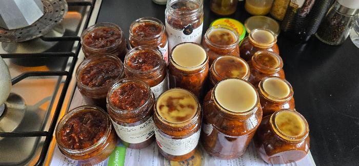 plum chutney with preserving wax cap