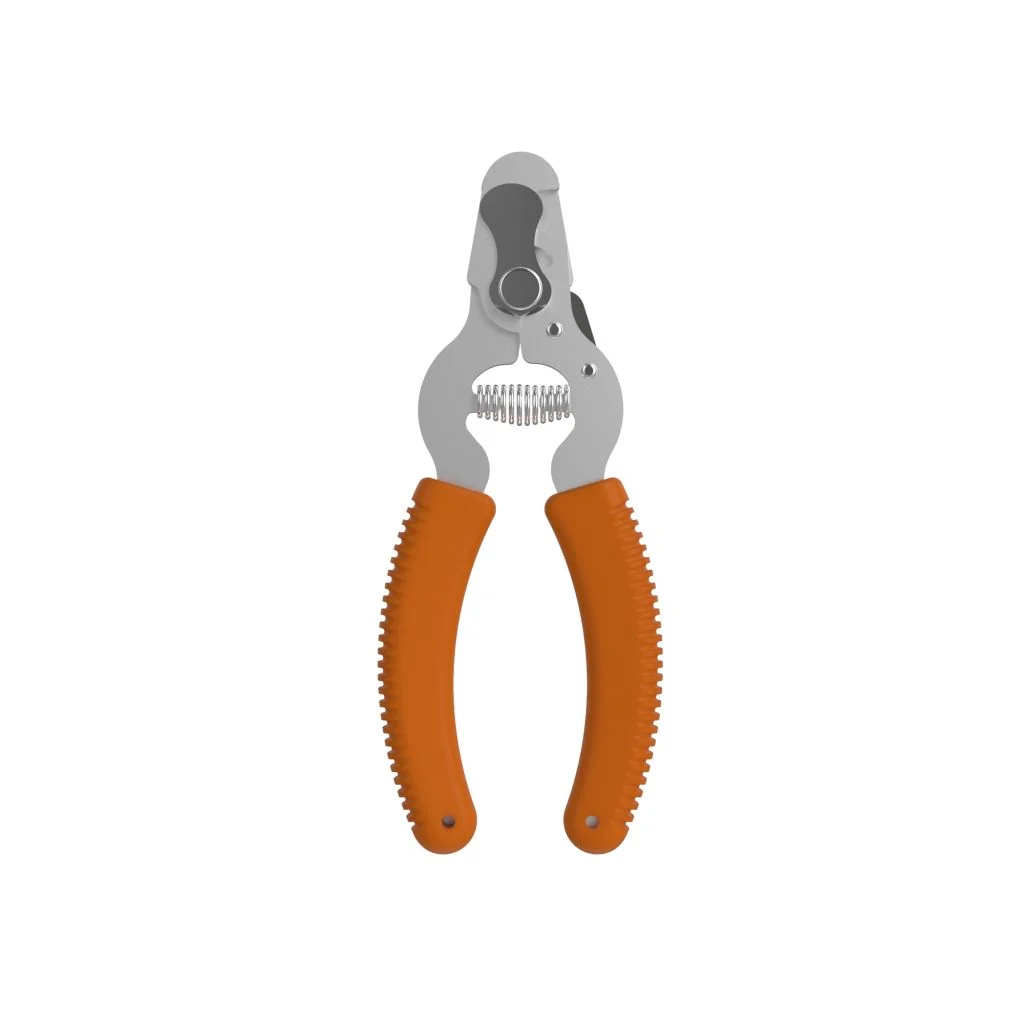 Pet nail clippers with guard