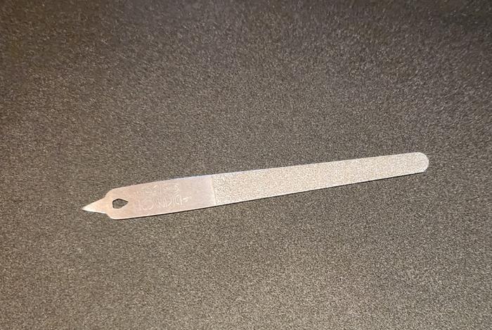 Nail file. 