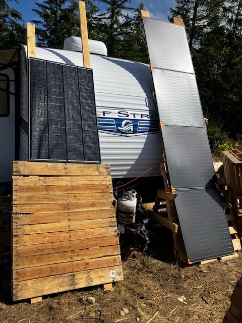 [Thumbnail for Solar_Panels_Trailer.jpeg]
