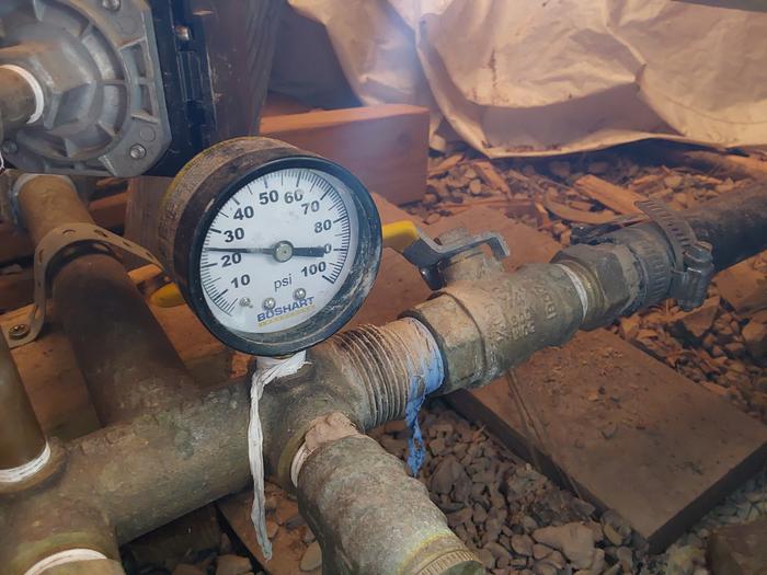 The external pressure gauge