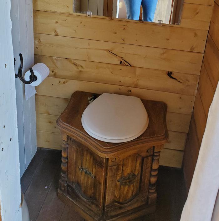 End Table Toilet