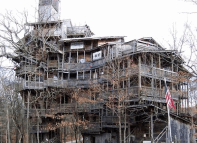 [Thumbnail for largest-reclaimed-wood-treehouse.gif]