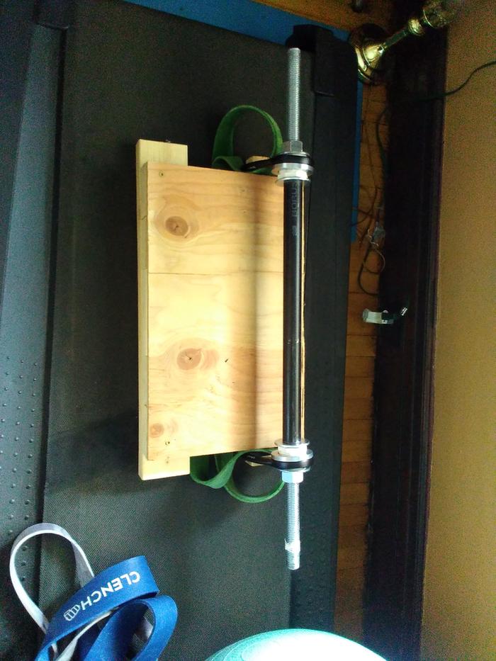 footplate and bar with band double looped