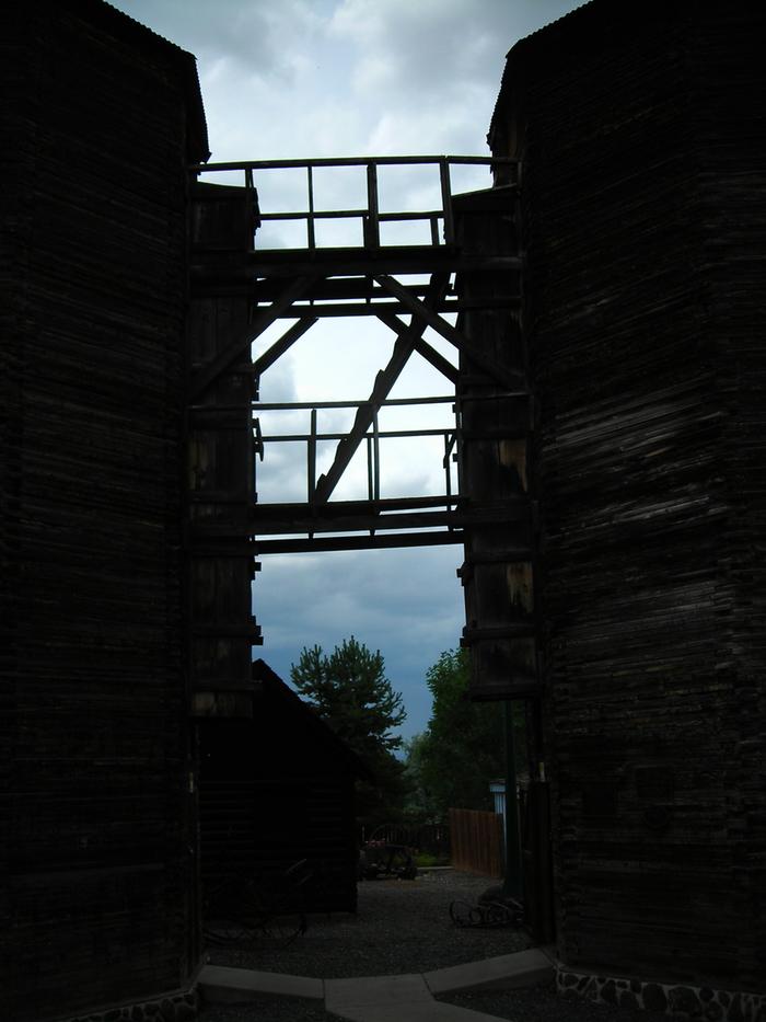 [Thumbnail for silo-bridges.JPG]