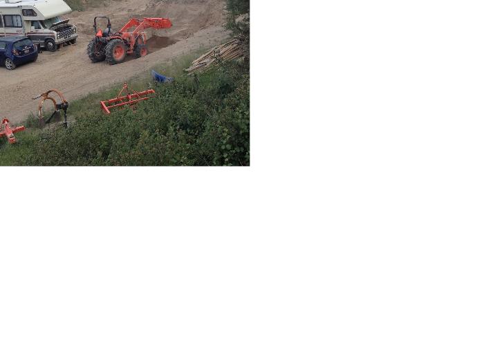 [Thumbnail for tracto-two.png]