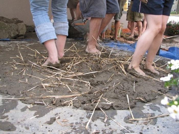 [Thumbnail for cob_mixing.jpg]