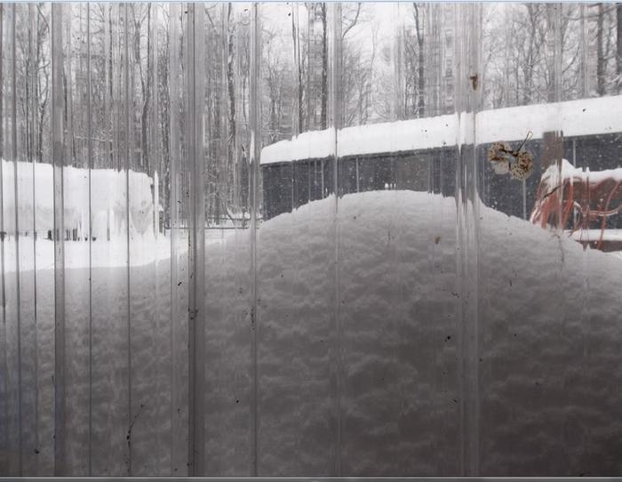[Thumbnail for Snow-Higher-8-foot-high-and-higher-than-window-no-heat-needed.JPG]