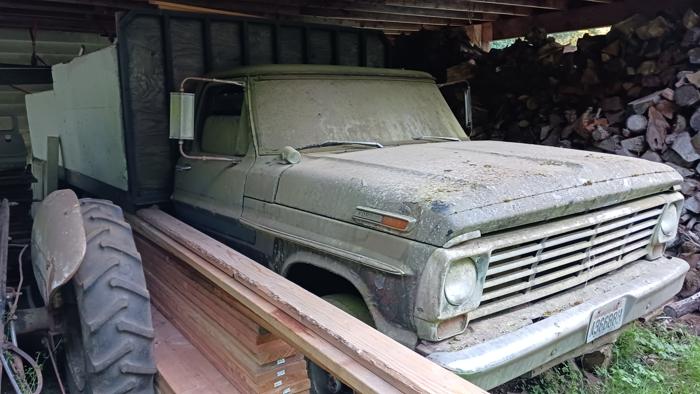 Ford 250 from the 70s