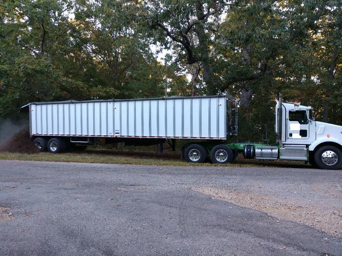 truck load of chicken litter