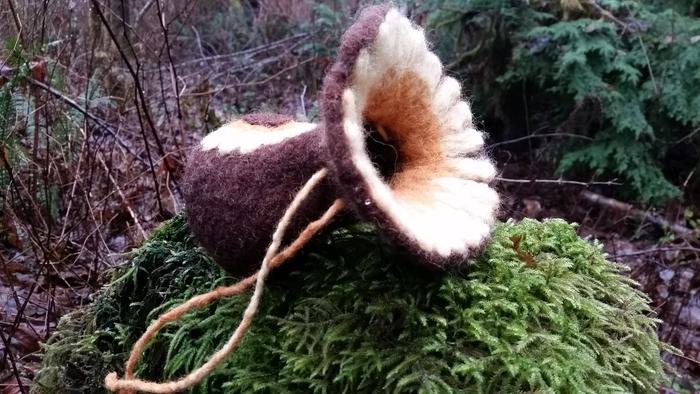 needle-felted sunflower pouch