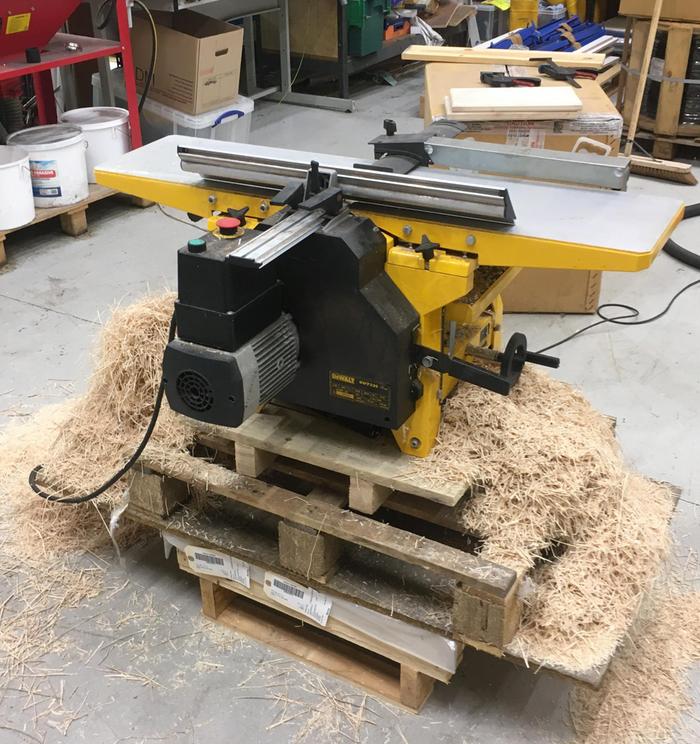 shavings on planer after flatting boards