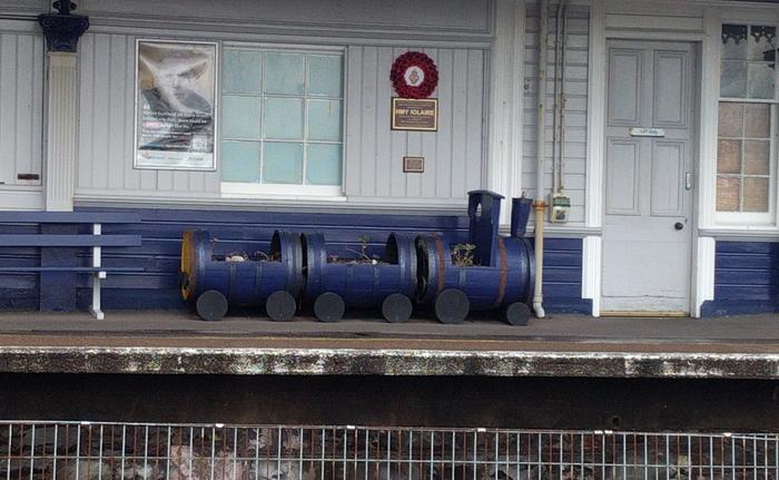 barrel train planter