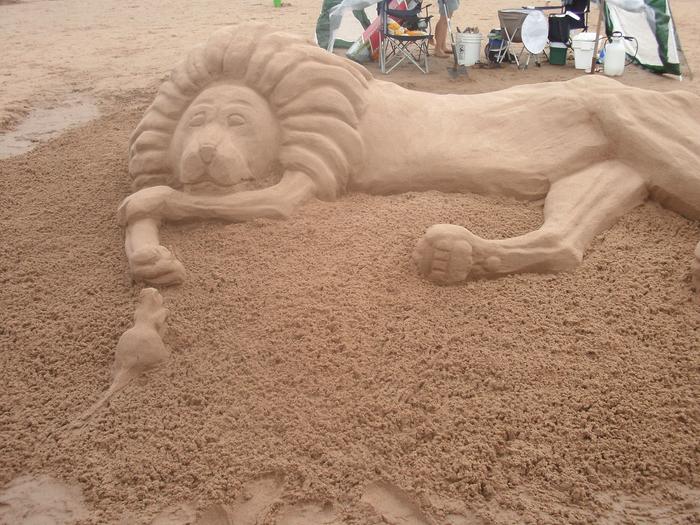 [Thumbnail for lion-king-at-sandsculpture-festival.jpg]