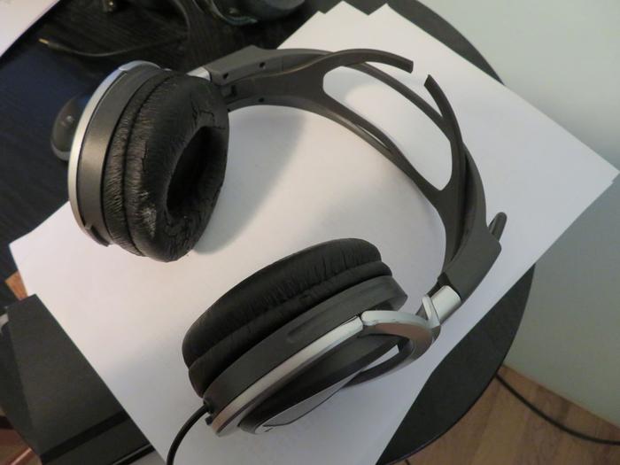 [Thumbnail for can-this-headset-be-repaired.jpg]