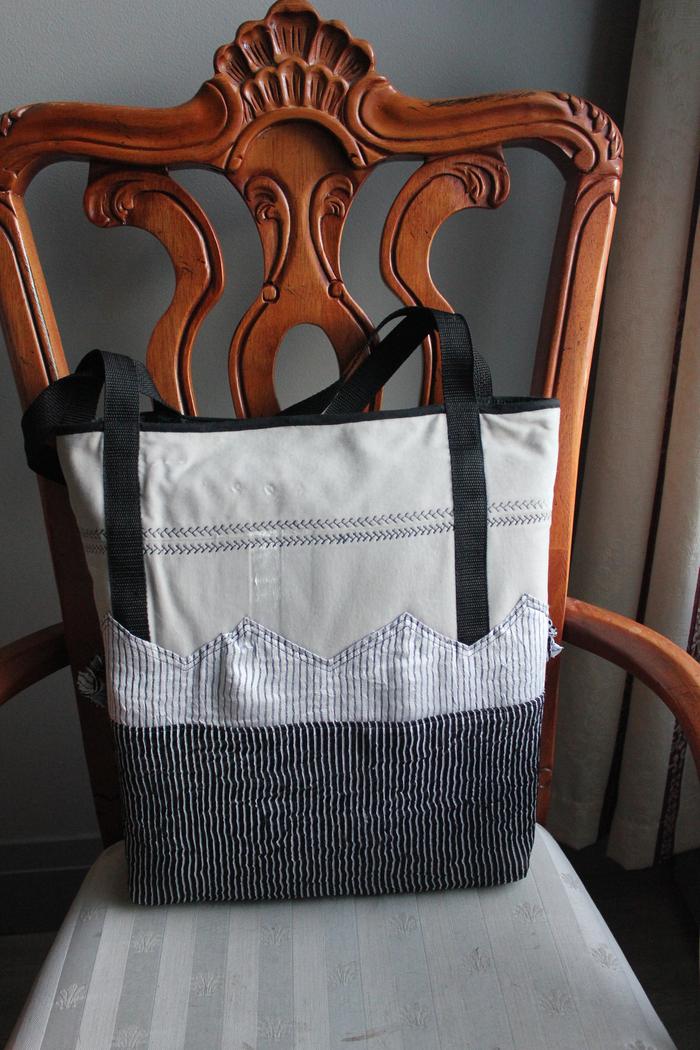 [Thumbnail for Bag-back-side-2b-.JPG]