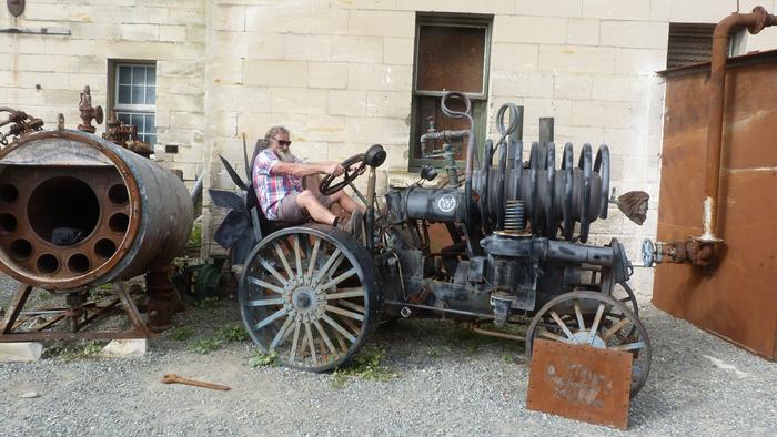 Omareau steam punk tractor