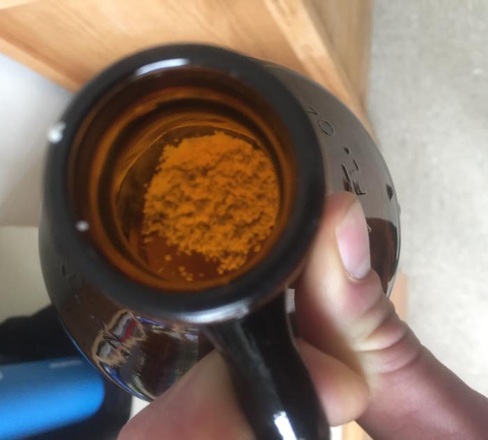 [Thumbnail for 05_sea_salt_in_jar.jpg]