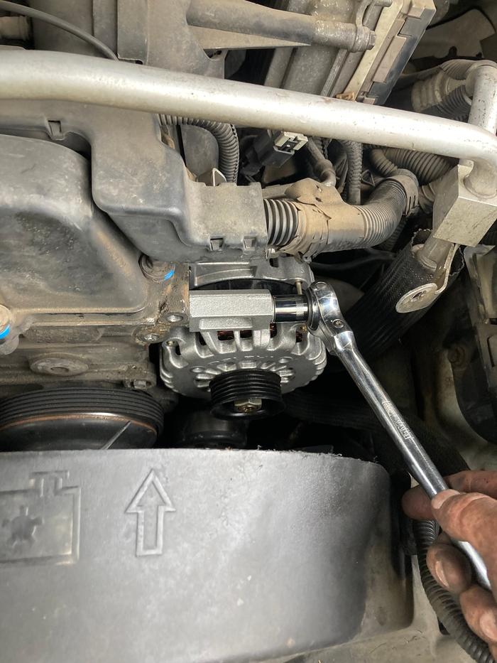 Installing the alternator 