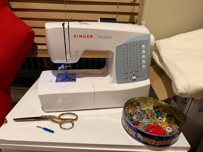 All supplies used. Sewing machine, pins, scissors, thread picker and cotton thread.